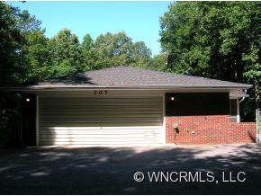 Property image 5 at 207 Sean Way, Hendersonville, NC 28792