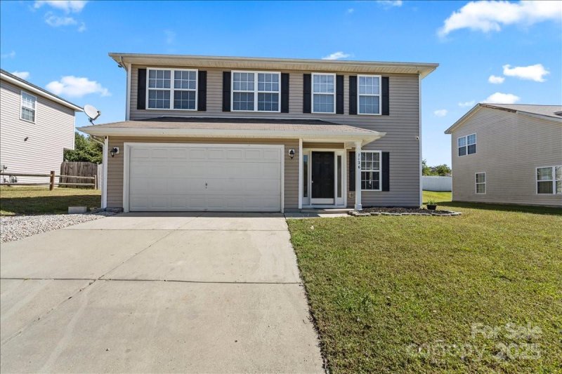 Property image 3 of 7126 Bullock Drive in Creekside At Coulwood, Charlotte, NC 28214