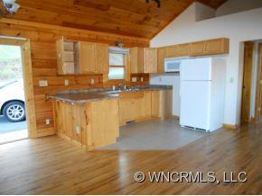 Property image 3 at 16 Hiawatha Drive, Maggie Valley, NC 28751