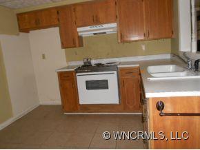 Property image 3 at 206 Rugby Forest Lane, Hendersonville, NC 28739