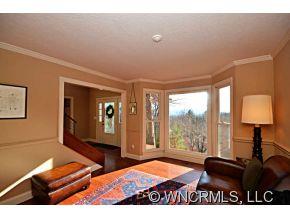 Property image 4 at 11 Silverstone Drive, Asheville, NC 28805