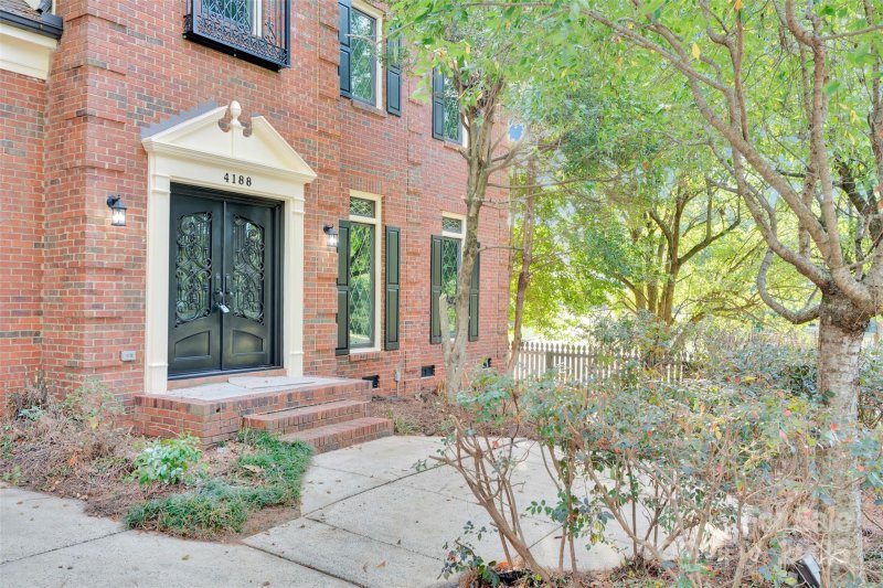 Property image 4 of 4188 Deerfield Drive in Oak Park, Concord, NC 28027