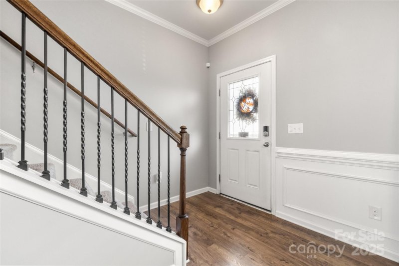 Property image 2 of 2427 Tallet Trace in Sutton Farms, Charlotte, NC 28216