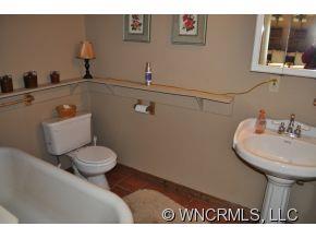 Property image 2 at 209 Mostert Drive, Asheville, NC 28804