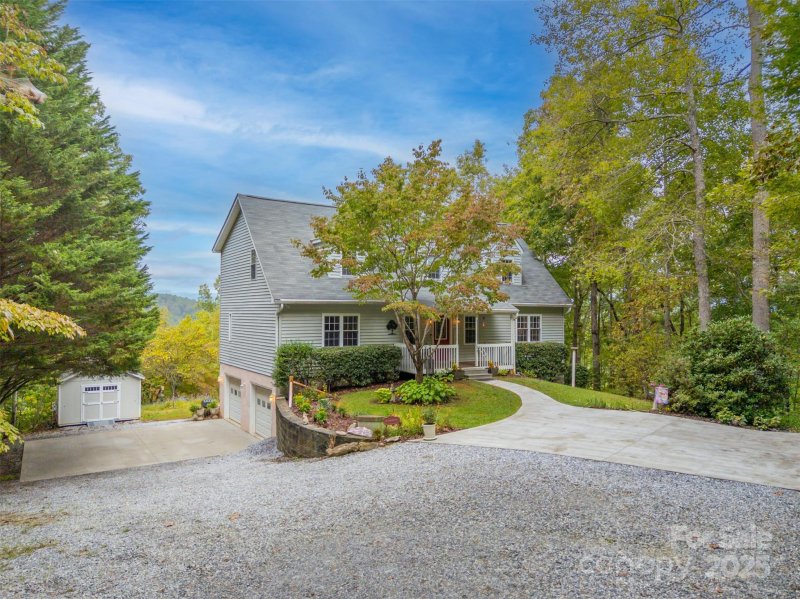 Property image 3 of 167 Balfour Drive in Hidden Hills, Rutherfordton, NC 28139