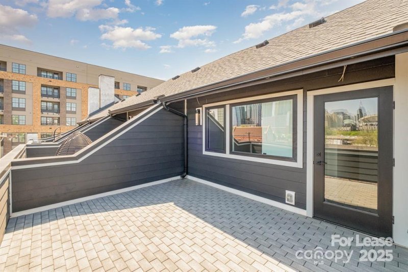 Property image 5 of 1225 Minter Place in Altura Southend, Charlotte, NC 28203