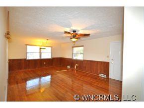 Property image 2 at 2400 E Morningside Drive, Hendersonville, NC 28791