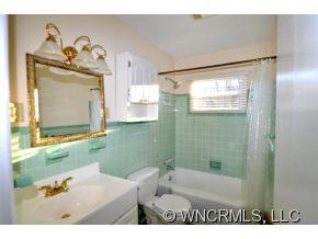 Property image 5 at 2400 E Morningside Drive, Hendersonville, NC 28791