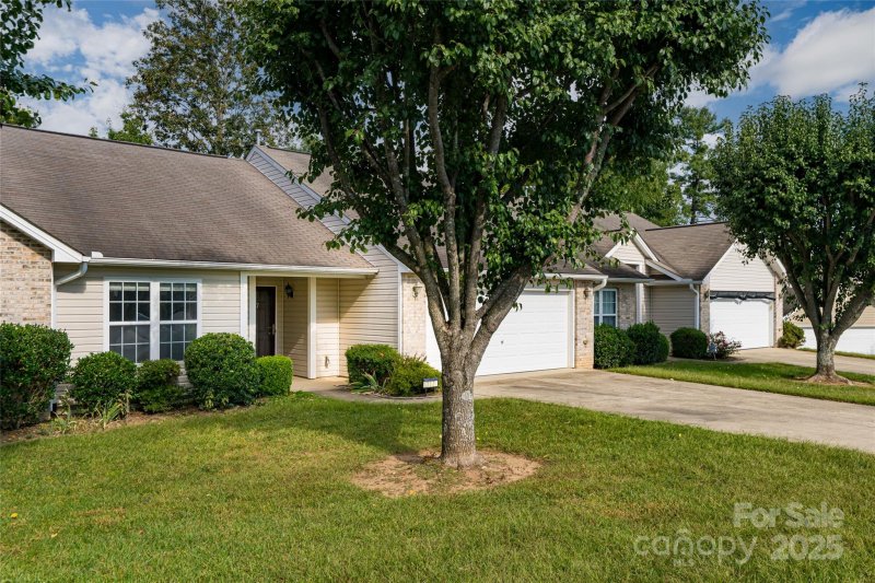 117 Sunny Meadows Boulevard