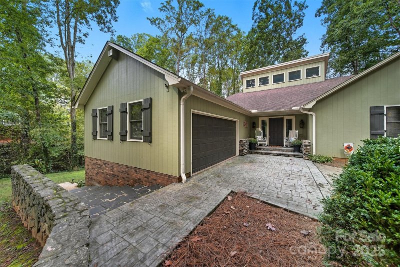 Property image 3 of 507 6th Avenue in Lecho Park, Conover, NC 28613