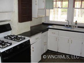 Property image 4 at 87 Madison Avenue, Asheville, NC 28801