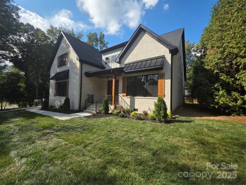 Property image 2 at 2300 Fernbank Drive, Charlotte, NC 28226