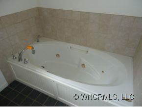 Property image 5 at 63 Walnut Ridge Dr, Clyde, NC 28721