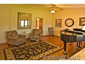 Property image 5 at 36 Gladiola Dr, Pisgah Forest, NC 28768