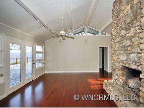 Property image 3 at 20 Palmer Lane, Asheville, NC 28804