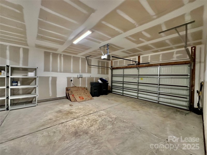 Property image 4 of 13113 Kornegy Drive in Southridge, Charlotte, NC 28277