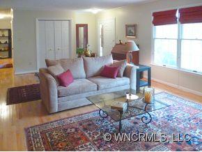 Property image 3 at 396 Viewcrest Drive, Hendersonville, NC 28739