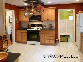 Property image 5 at 396 Viewcrest Drive, Hendersonville, NC 28739