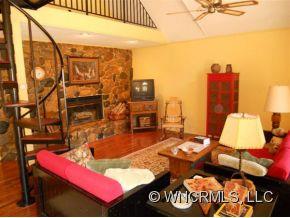 Property image 4 at 25 Countryside Drive, Barnardsville, NC 28709