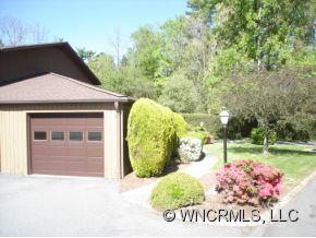 Property image 3 at 105 E 3 Bent Tree, Hendersonville, NC 28739