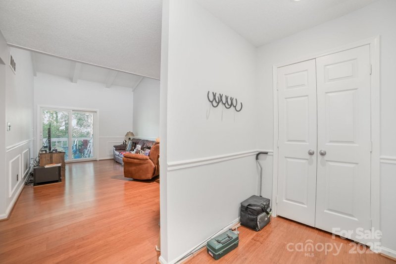 Property image 4 of 140 Lake Concord Road in Candlewood Square, Concord, NC 28025