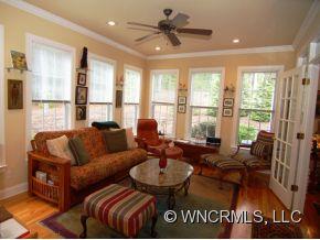 Property image 4 at 178 Classic Oaks Circle, Hendersonville, NC 28792