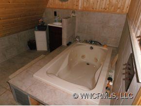 Property image 5 at 493 Toxaway Falls Drive, Lake Toxaway, NC 28747