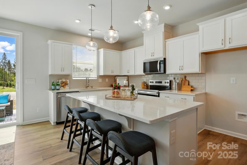 Property image 2 of 645 Cassidy Court in Arbor Chase, Clover, SC 29710