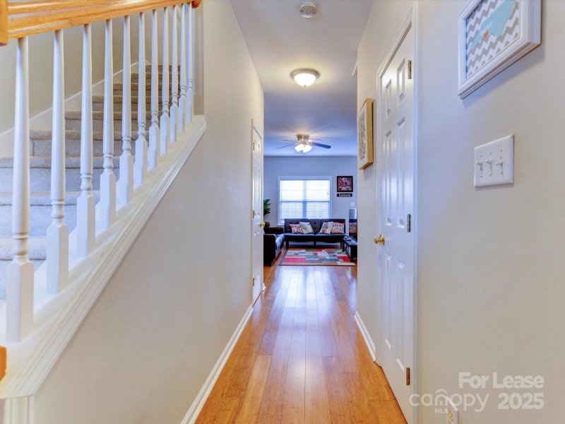 Property image 3 of 2107 Lennoxshire Square Court in Lennox Square, Charlotte, NC 28210