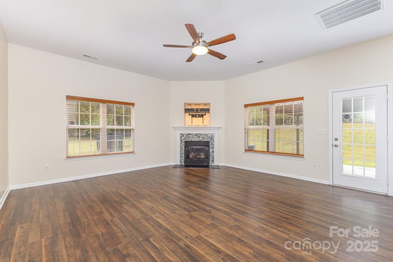 Property image 5 of 14632 Karen Graham Court in Waterlyn, Charlotte, NC 28278