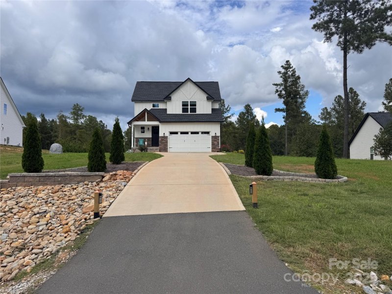 Property image 3 of 5019 Star Magnolia Court in Magnolia, Clover, SC 29710