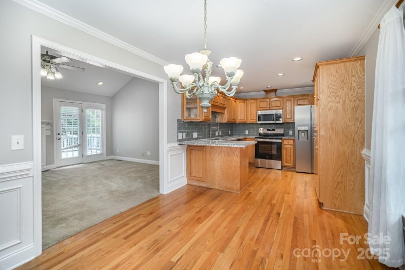 Property image 3 of 1665 Red Bird Circle in Hummingbird Ridge, Concord, NC 28025