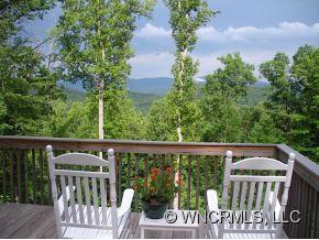 Property image 2 at 305 Jennifer Lane, Asheville, NC 28803