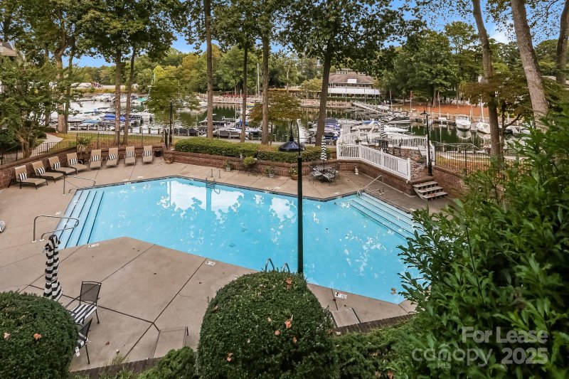 Property image 4 of 220 Northwest Drive in Davidson Landing, Davidson, NC 28036