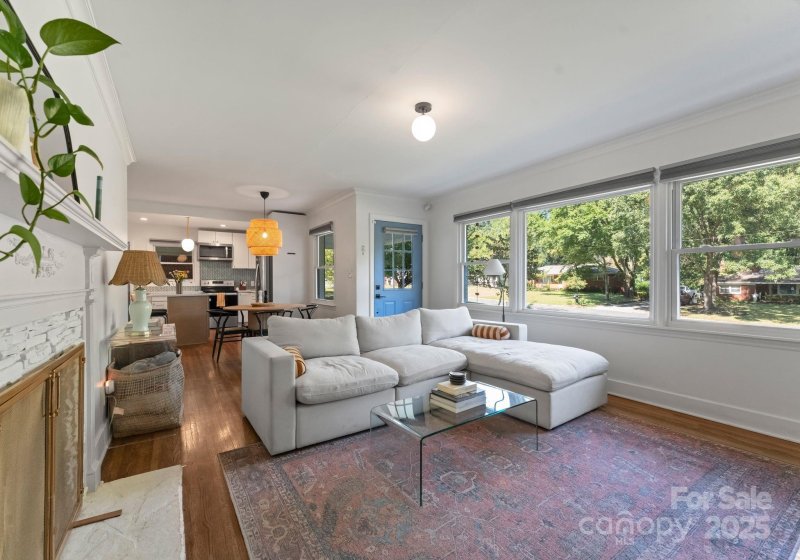 Property image 3 at 624 Allister Drive, Charlotte, NC 28227