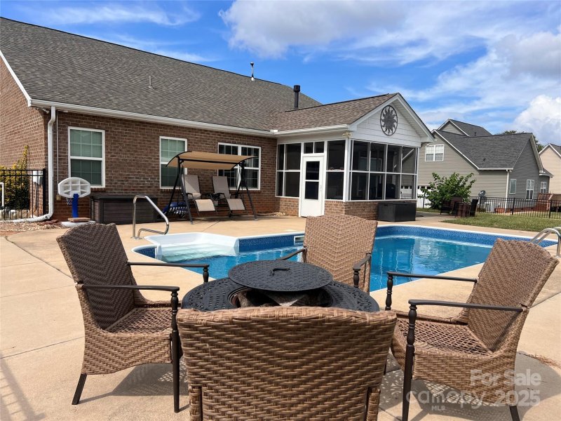 1217 Maddy Lane