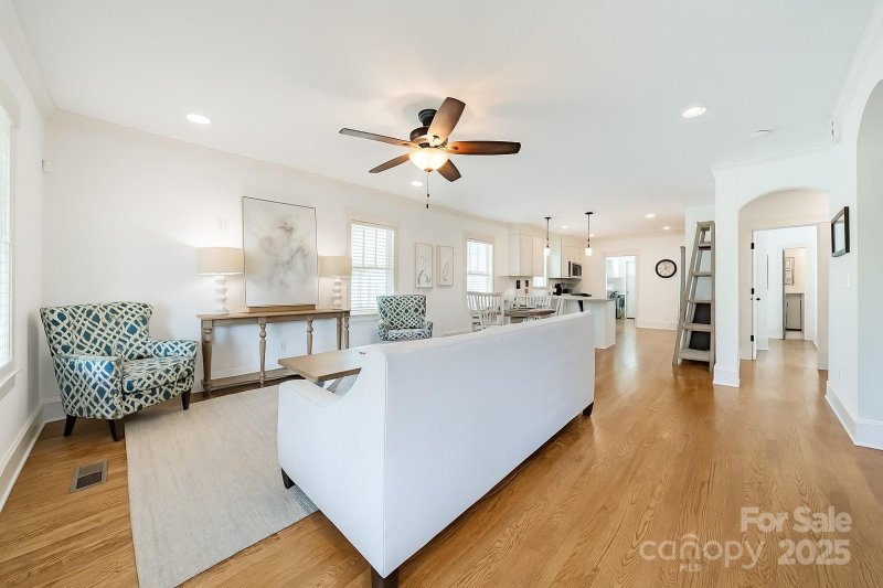 Property image 4 of 1923 Merriman Avenue in Wilmore, Charlotte, NC 28203