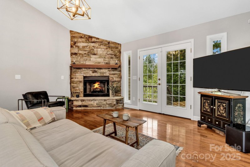 Property image 5 of 283 Blake Drive in Grassy Top Estates, Canton, NC 28716