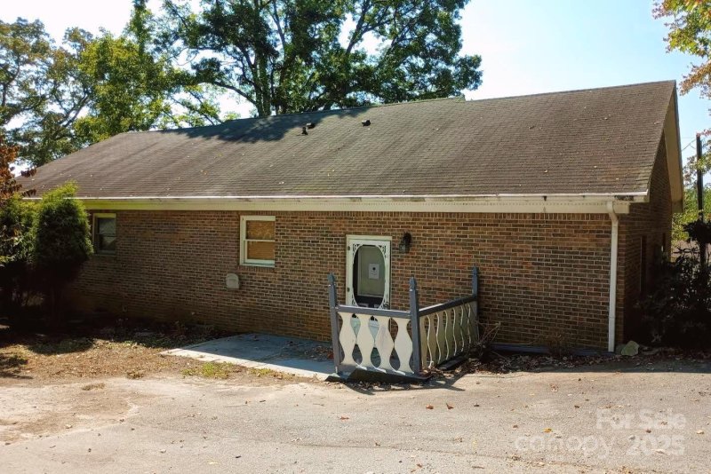 Property image 2 of 132 Haynes Street in Greater Druid Hills, Hendersonville, NC 28791