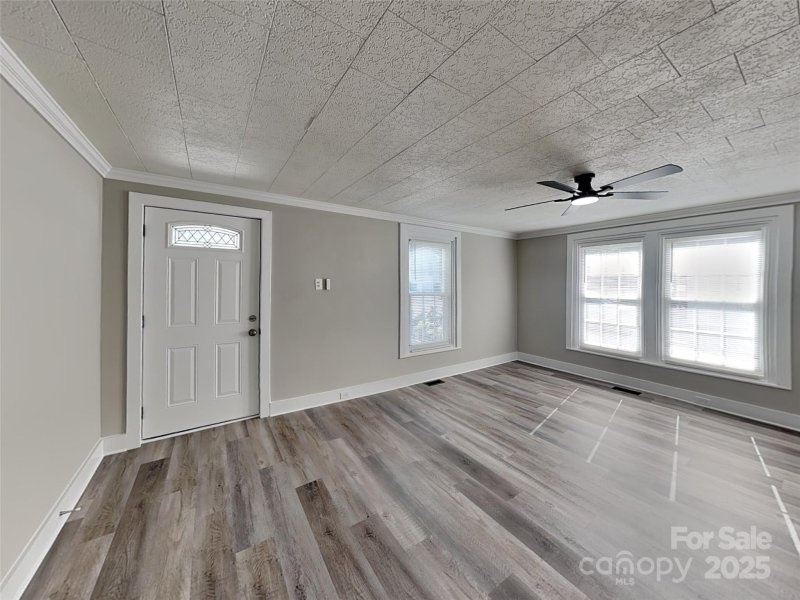 Property image 5 of 313 Bruce Avenue in Mooresville Mill Village, Mooresville, NC 28115