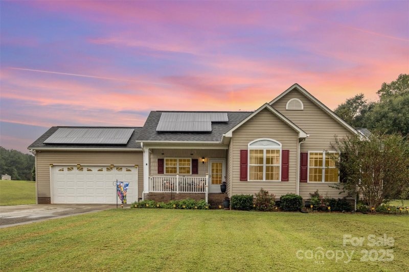 1000 Creekside Drive