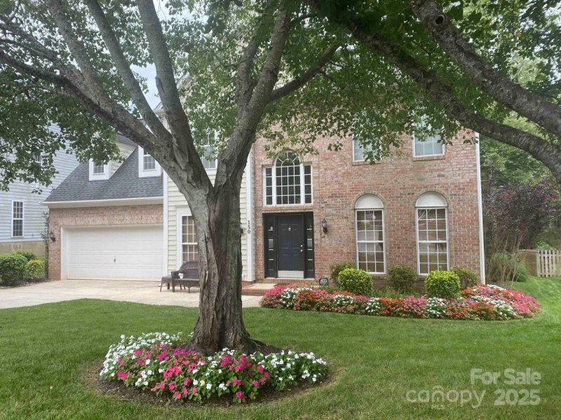 Property image 3 of 150 Coronilla Road in Winslow Bay, Mooresville, NC 28117