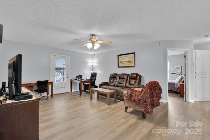 Property image 4 at 2063 Rocketts Way, Newton, NC 28658