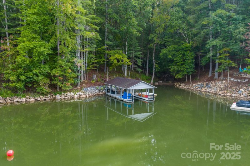 Property image 5 of 503 Larkhaven Drive in The Arbor at Lake James, Nebo, NC 28761