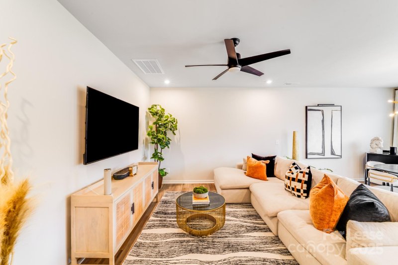 Property image 2 of 3133 Hutton Gardens Lane in Fifteen 15 Cannon, Charlotte, NC 28269