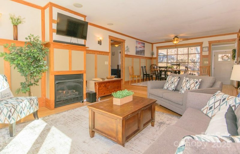 Property image 5 of 169 Hornbeam Road in Charter Hills, Beech Mountain, NC 28604