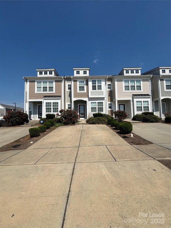 3663 Ascott Commons Lane