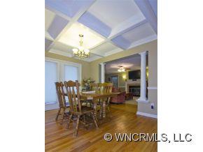 Property image 4 at 14 Tuckaway Drive, Asheville, NC 28803