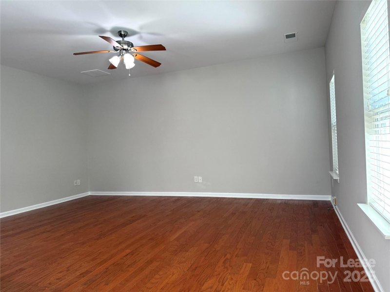 Property image 2 of 10577 Bunclody Drive in Villages at Back Creek, Charlotte, NC 28213