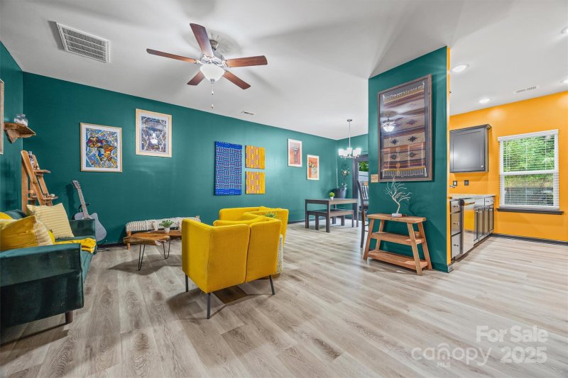 Property image 5 of 8105 Alderton Lane in Townes at Kingstree, Charlotte, NC 28215